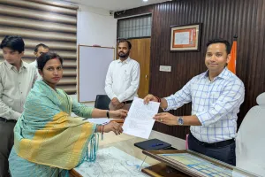 उच्चीकृत कस्तूरबा गांधी बालिका विद्यालयों में चयनित अभ्यर्थियों को डीएम ने दिया नियुक्ति पत्र
