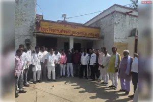 कप्तानगंज में प्रधानों की हुंकार कार्यकाल बढ़ाने को लेकर बड़ी रणनीति तैयार