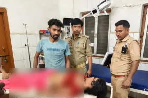 चोपन पुलिस व यूपी-112 टीम बनी देवदूत, फांसी के फंदे पर लटकी महिला को CPR देकर बचाई जान