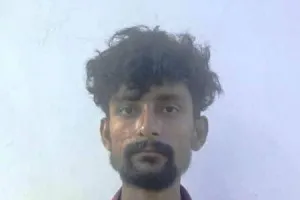 एसटीएफ की बड़ी कार्रवाई, 50 हजार का इनामी बदमाश बांदा से गिरफ्तार।