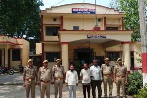 गैसड़ी पुलिस का ताबड़तोड़ अभियान, तीन वारंटी अभियुक्त गिरफ्तार