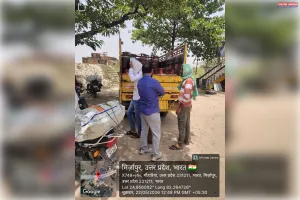 विंध्य भारत गैस एजेंसी हलिया  सिर्फ सिलेंडर ले जाकर फोटो खिंचवाने के लिए बाजार में भेजा जाता है फोटो खींचने के बाद वापस चले जाते हैं। 