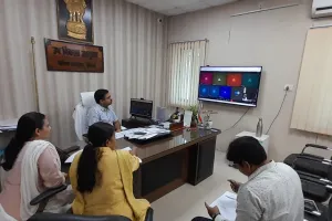 जर्जर आंगनबाड़ी केंद्रों की मरम्मति एवं शौचालय व्यवस्था की हुई समीक्षा