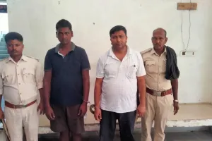 पहले अवैध  शराब तस्करी में बाप, अब चोरी के मंगलसूत्र खरीदने के आरोप में  पुत्र गिरफ्तार