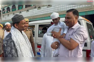 पुलिस अधीक्षक मीरजापुर द्वारा जिलाधिकारी मीरजापुर से साथ ईद-उल-जूहा(बकरीद) पर्व को सकुशल एवं सौहार्दपूर्ण वातावरण में