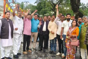 गोरखपुर :गोलघर की चटोरी गली में गूंजा विजय का उत्सव,