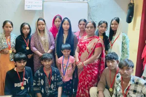 कमलवार में फेयरवेल की धूम, प्रथम श्रेणी से उत्तीर्ण छात्रों का सम्मान