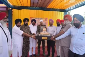 फिरोजपुर से लेह-लद्दाख के लिए रवाना हो रही 21 सिख रेजिमेंट का MLA लालपुरा ने किया गर्मजोशी से स्वागत*