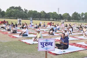 नियमित योगाभ्यास स्वस्थ एवं तनावमुक्त जीवन की कुंजी है।