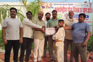 ताइक्वांडो खिलाड़ियों को प्रमाण पत्र देकर किया गया सम्मानित