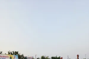 सिद्धार्थ विश्वविद्यालय में दीक्षांत उत्सव के उपलक्ष्य में प्रभात फेरी एवं योगाभ्यास का आयोजन