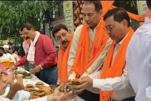 उद्यान विभाग द्वारा भव्य भंडारे का आयोजन, श्रद्धालुओं ने ग्रहण किया प्रसाद।