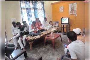 भाजपा कार्यकर्ताओं ने प्रधानमंत्री मोदी का ‘मन की बात’ कार्यक्रम मे हिस्सा लिए।