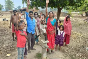 जल संकट से जूझ रहा अंजानी ग्राम पंचायत, मरम्मत के नाम पर 90 हजार की निकासी, धरातल पर कार्य नदारद