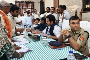 जिलाधिकारी एवं अपर पुलिस अधीक्षक (ऑपरेशन) द्वारा तहसील दुद्धी में सम्पूर्ण समाधान दिवस पर सुनी गई जन समस्याएं