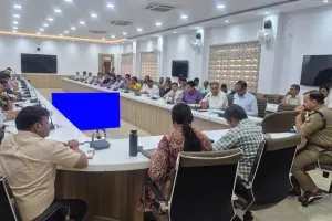 12वें अन्तर्राष्ट्रीय योग दिवस की तैयारियों के सम्बंध में की समीक्षा ।
