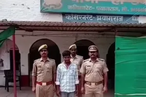 हत्या के प्रयास के मामले में वांछित आरोपी गिरफ्तार, 4 अवैध देशी बम बरामद।