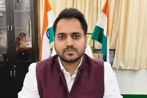 धरना-प्रदर्शन हेतु कलेक्ट्रेट परिसर में निर्धारित किया गया पृथक स्थल / कलेक्ट्रेट के पीछे कोषागार कार्यालय के सामने पश्चिम दिशा में होगा