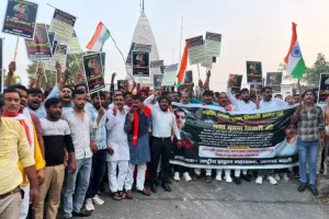 बिहार पुलिस की कार्रवाई के विरोध में ब्राह्मण महासभा ने निकाला कैंडल मार्च, भरत भूषण तिवारी को दिया श्रद्धांजलि