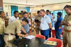 मॉडल शॉप का ताला तोड़कर  लाखों की चोरी, सीसीटीवी, डीवीआर भी ले गए चोर