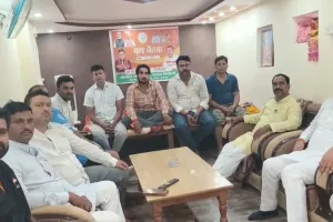 गोरखपुर: 2027 विधानसभा चुनाव की तैयारी में जुटी भाजपा, गांव-गांव पहुंचकर चला रही जनसंपर्क अभियान