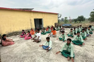 नमनदीप पब्लिक स्कूल, दनुआ में अंतर्राष्ट्रीय योग दिवस उत्साहपूर्वक मनाया गया