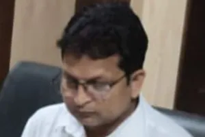 डीएम के आदेश में BNS 316(5), FIR से गायब: आखिर किसके निर्देश पर हटी गंभीर धारा?