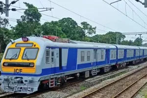 सम के बराक घाटी के दुल्लभछड़ा–शिलचर मार्ग पर इलेक्ट्रिक MEMU ट्रेन की मांग तेज।