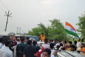 सीमा सुरक्षा बल (अग्निवीर) में चयनित महावीर यादव का गांव में भव्य स्वागत, पहली बार घर पहुंचने पर उमड़ा जनसैलाब