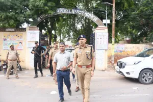 पुलिस आयुक्त व जिलाधिकारी ने यूपीटीईटी परीक्षा केंद्रों का किया निरीक्षण,।