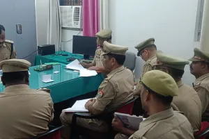 अपर पुलिस अधीक्षक (मुख्यालय) सोनभद्र द्वारा थाना चोपन का अर्दली रूम कर प्रचलित विवेचनाओं की गहन समीक्षा