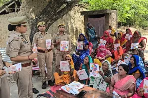 बहू बेटी सम्मेलन में महिलाओं को बताया अधिकारों का बल