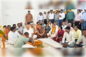 एक करोड़ इकतीस लाख की लागत से पहाड़ी ब्लॉक के हिनौती में बना आधुनिक बीज व कीटनाशक गोदाम, कृषि मंत्री सूर्य प्रताप शाही ने किया भव्य उद्घाटन