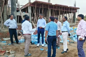 मंडलायुक्त ने ग्राम्य विकास संस्थान के निर्माण कार्यों का किया निरीक्षण