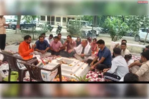 पुलिस ने शिव मंदिर पर करवाया हवन पूजन सुख शांति की कमना