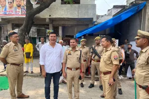 कानपुर के आनंदेश्वर मंदिर का निरीक्षण 