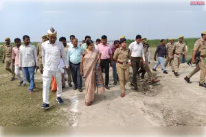 जिलाधिकारी एवं पुलिस अधीक्षक ने कांवड़ यात्रा के दृष्टिगत चहोंड़ाघाट पर सुरक्षा व्यवस्था का लिया जायजा