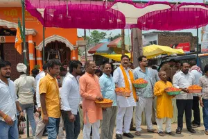 कावड़ियों का ब्लॉक प्रमुख प्रतिनिधि ने किया भव्य स्वागत।