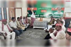 सपा ने मनाई पूर्व सांसद फूलन देवी की जयंती