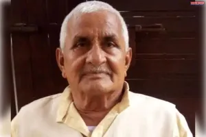 युवक का शव गांव के बाहर संदिग्ध हालत में मिला, हत्या की आशंका