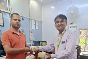 खाद्य पदार्थ  में मिलावट की आशंका को लेकर खाद्य सुरक्षा विभाग  एवं औषधि प्रशासन  की बड़ी कार्रवाई, संबधित को कड़ी चेतावनी