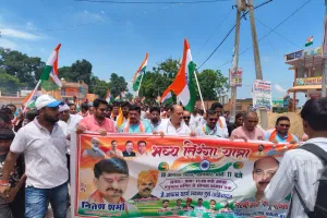 भाजपा नेता नितेश शर्मा के नेतृत्व में भानपुर में उमड़ा जनसैलाब, निकाली भव्य ‘तिरंगा यात्रा