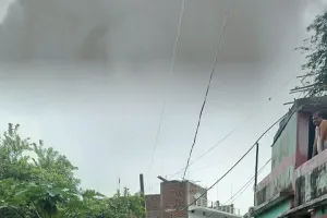 बीजपुर शांतिनगर की विनोद टायर गली बनी तालाब, राहगीरों का चलना हुआ दूभर