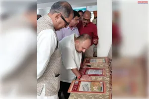 प्राचीन पांडुलिपियां अतीत की जीवित आवाज