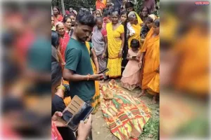 बारीघाट में दर्दनाक सड़क हादसा, ट्रैक्टर-ट्रॉली की चपेट में आने से महिला की मौत