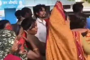 महमूदाबाद में मामूली विवाद ने लिया खूनी रूप