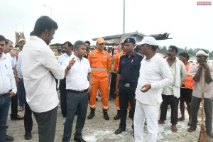 जिलाधिकारी ने बाढ़ के दृष्टिगत बक्शी बांध एसटीपी एवं नागवासुकी रोड पहुंचकर बाढ़ की स्थिति का लिया जायजा