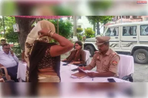 नायब तहसीलदार ज्योति पांडे और थानाध्यक्ष गजेंद्र प्रताप सिंह ने सुनी फरियादियों की समस्याएं
