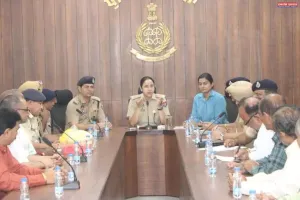 खन्ना में जन्माष्टमी को लेकर एसएसपी डा. दर्पण आहलूवालिया ने की विशेष बैठक 
