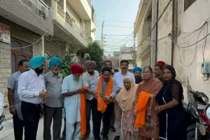 डिप्टी मेयर प्रिंस जौहर ने 74 लाख रुपये की लागत से बनने वाली गलियों के काम का उद्घाटन किया